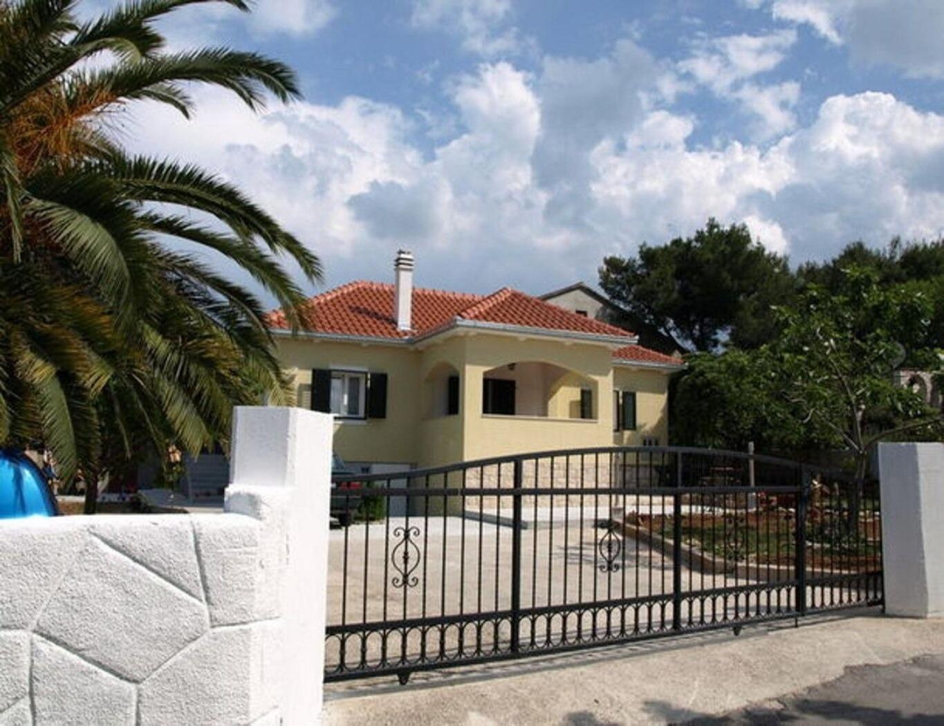 Apartment Marina Супетар Экстерьер фото